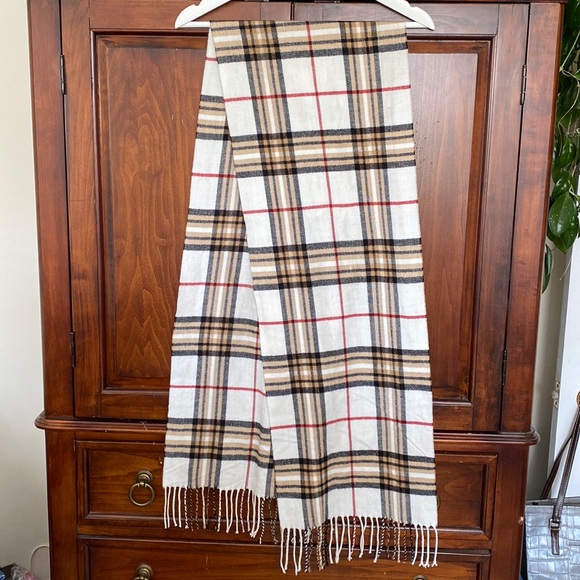 Tartan plaid viscose cashmere scarf designed in Italy fringe - Picture 1 of 7